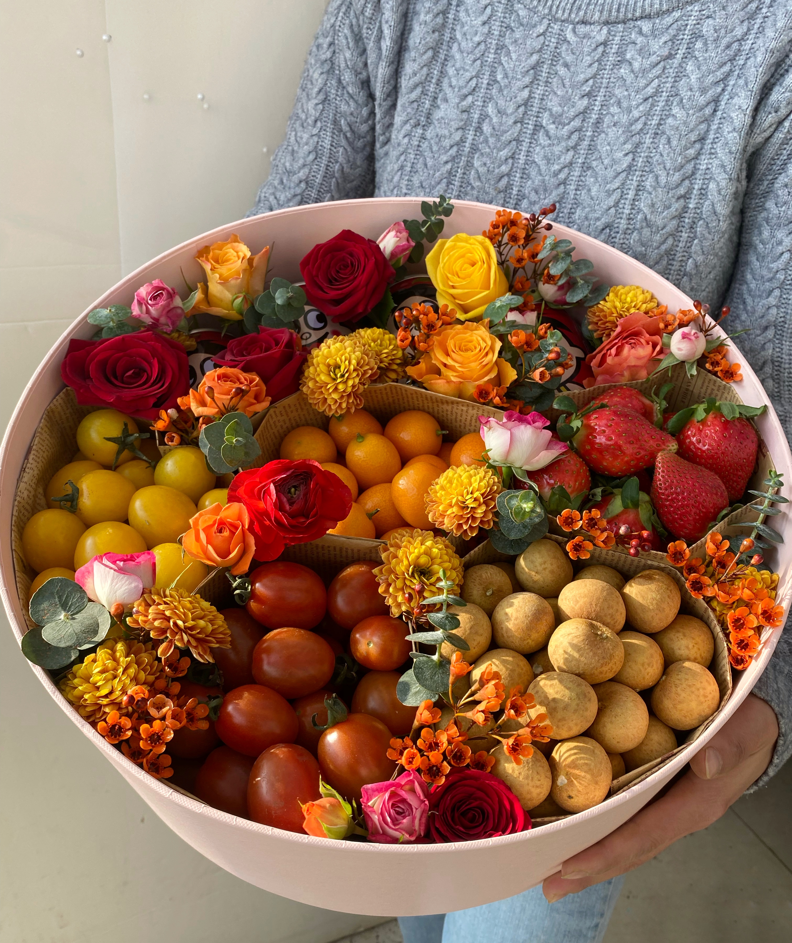 冬季繽紛水果花盒（368元）.jpg